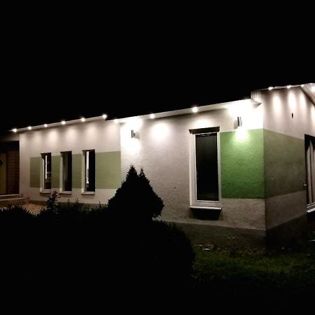 פארנו Allika Holiday House מראה חיצוני תמונה