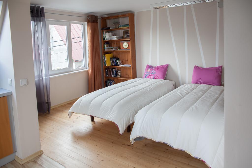פארנו Allika Holiday House חדר תמונה
