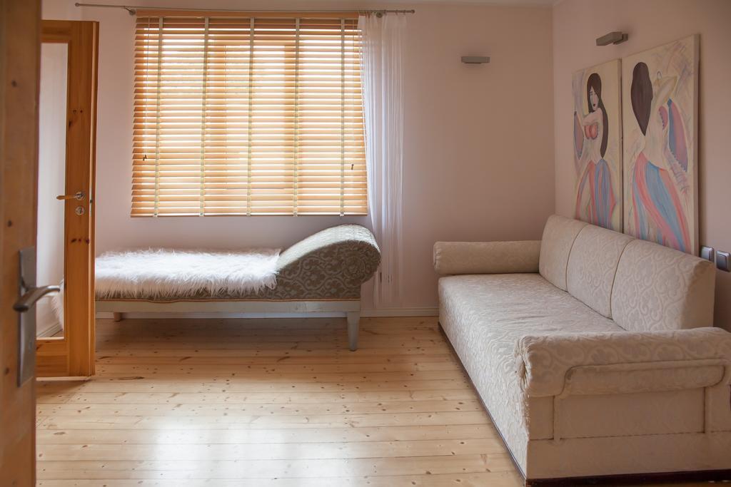 פארנו Allika Holiday House חדר תמונה