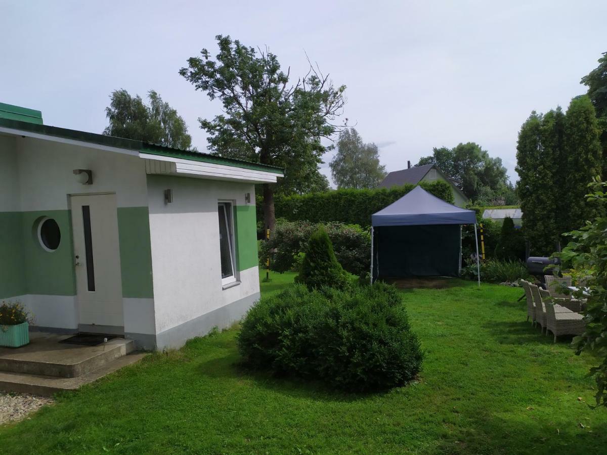 פארנו Allika Holiday House מראה חיצוני תמונה