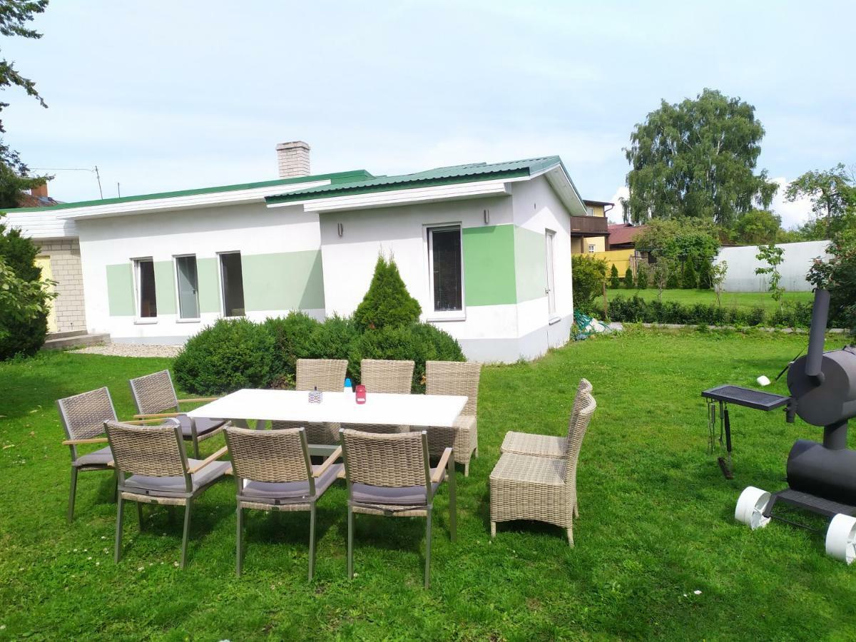 פארנו Allika Holiday House מראה חיצוני תמונה